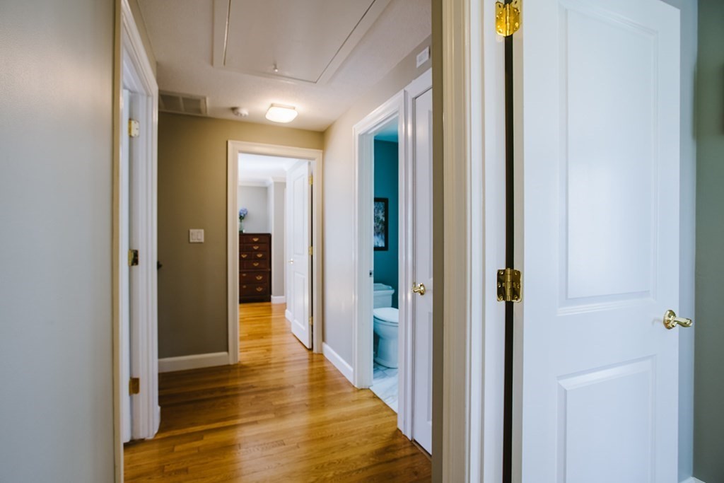 25 Pillings Pond Road Lynnfield, MA 01940 - Photo 26 of 39 Gallery Image 26