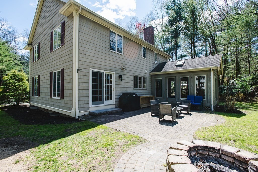 25 Pillings Pond Road Lynnfield, MA 01940 - Photo 37 of 39 Gallery Image 37