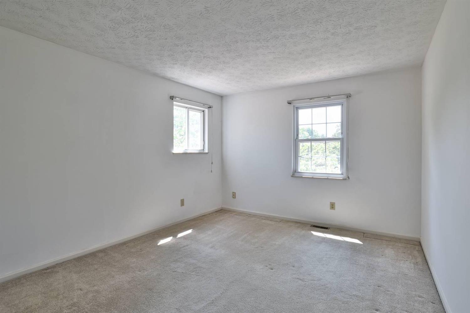 11992 Kenn Road Springdale, OH 45246 - Photo 22 of 46