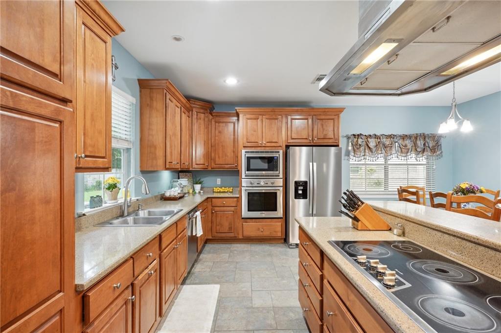 555 Barbara Place Mandeville, LA 70448 - Photo 11 of 35