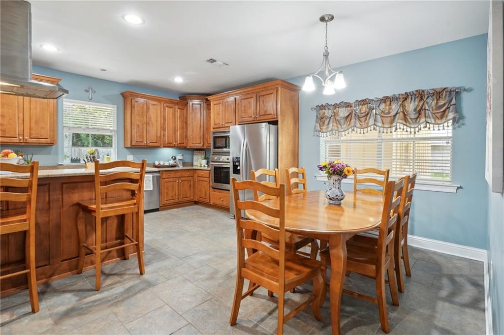 555 Barbara Place Mandeville, LA 70448 - Photo 13 of 35