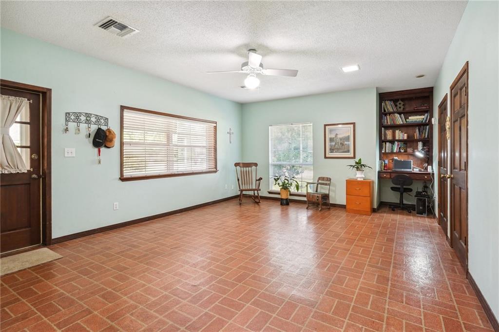 555 Barbara Place Mandeville, LA 70448 - Photo 22 of 35