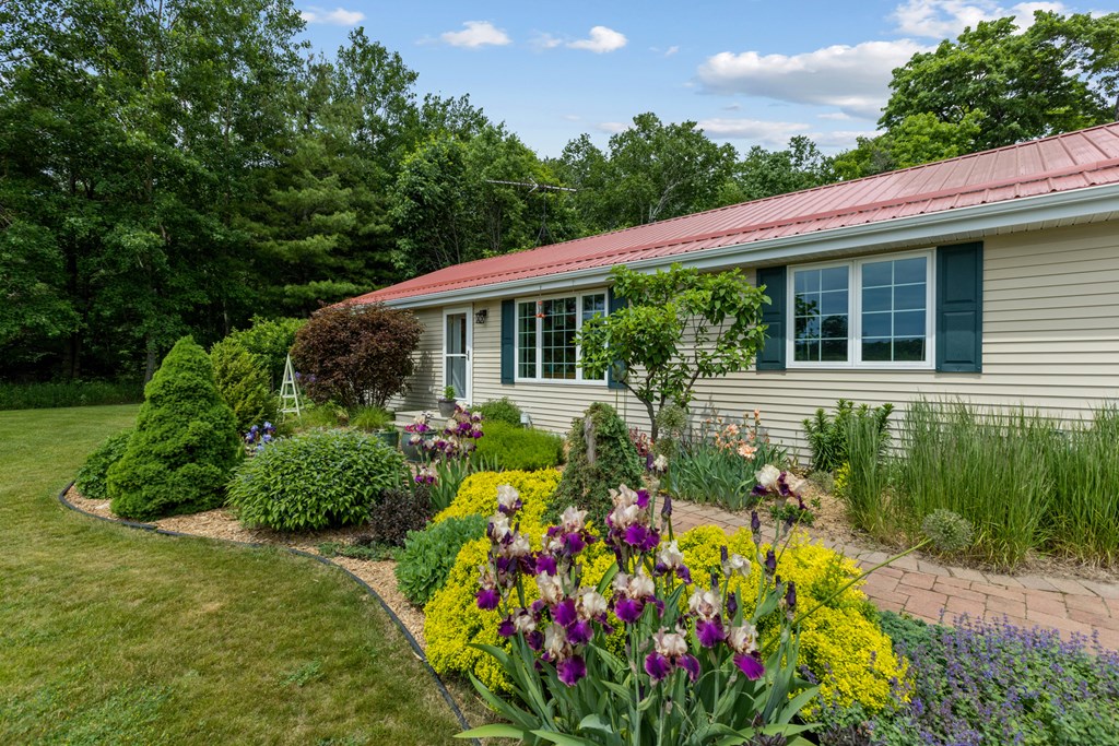 4863 Court Road Egg Harbor, WI 54209 - Photo 2 of 35 Gallery Image 2