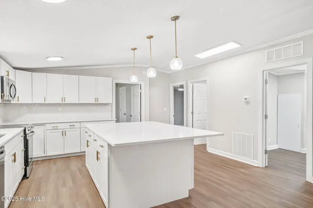 $275,000 | 3035 East Darden Road, Faison, NC 28341