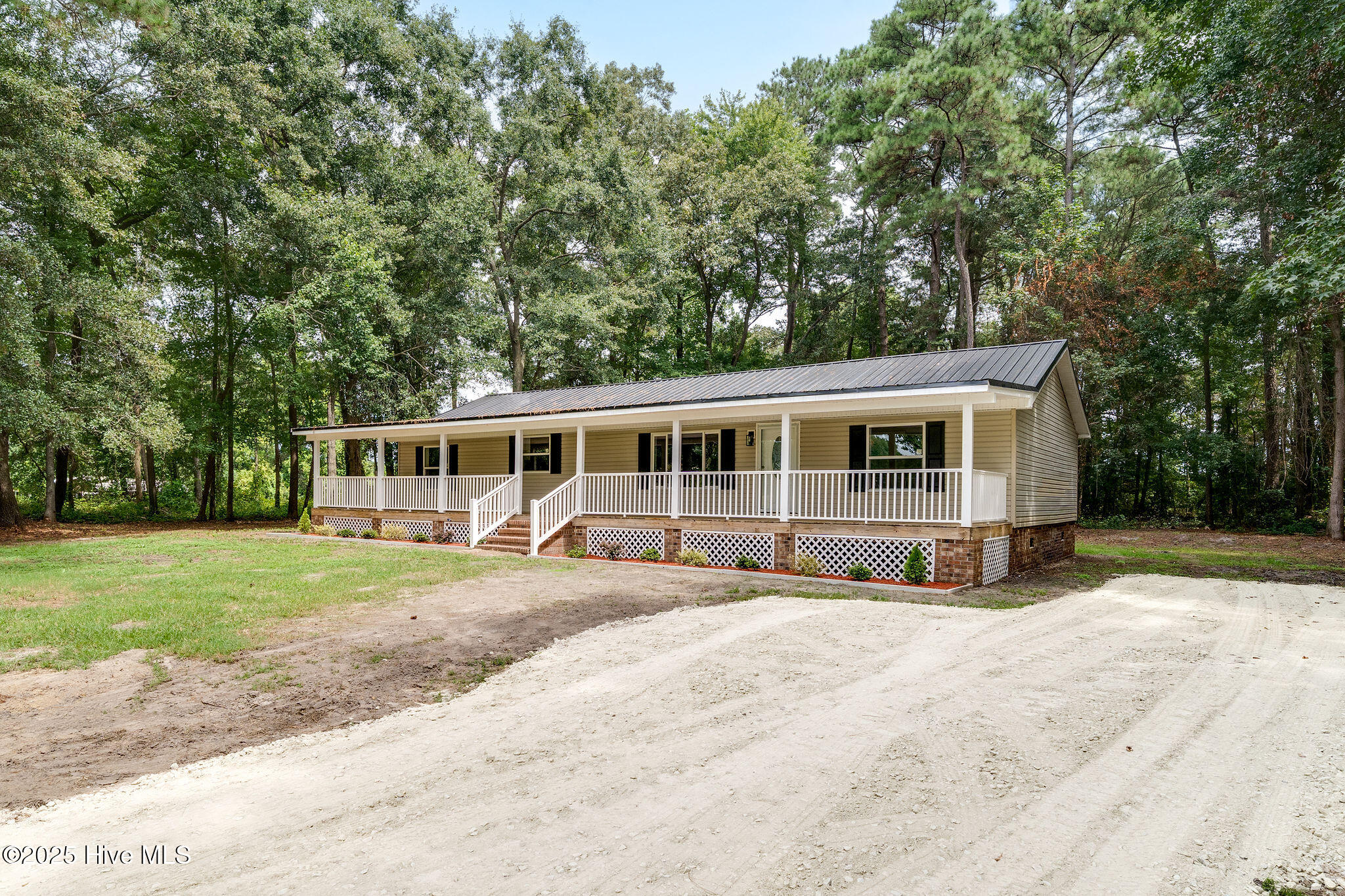 3035 East Darden Road Faison, NC 28341 - Photo 2 of 26 3035darden2