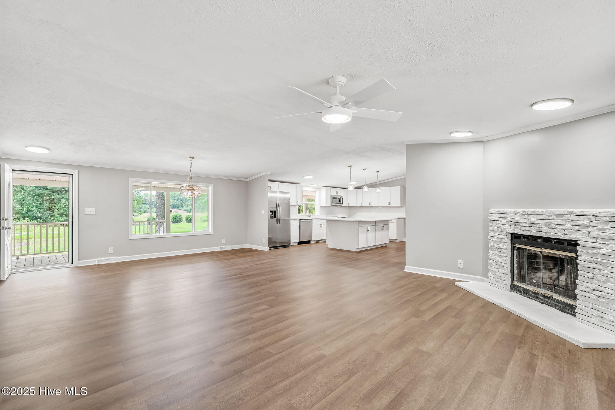 3035 East Darden Road Faison, NC 28341 - Photo 5 of 26 3035darden5