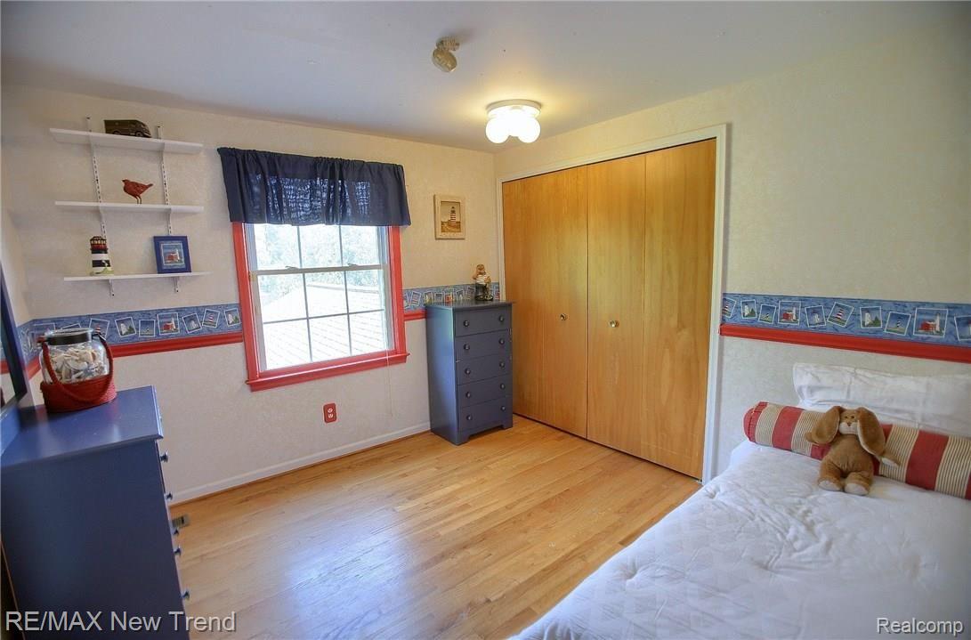 36307 West Lyman Road Farmington, MI 48331 - Photo 25 of 33 5th_Bedroom.jpg