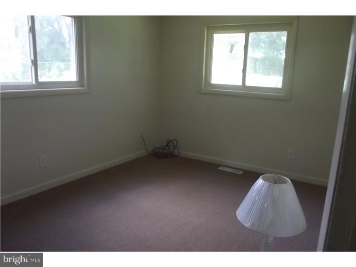 809 Cypress Road Warminster, PA 18974 - Photo 14 of 16