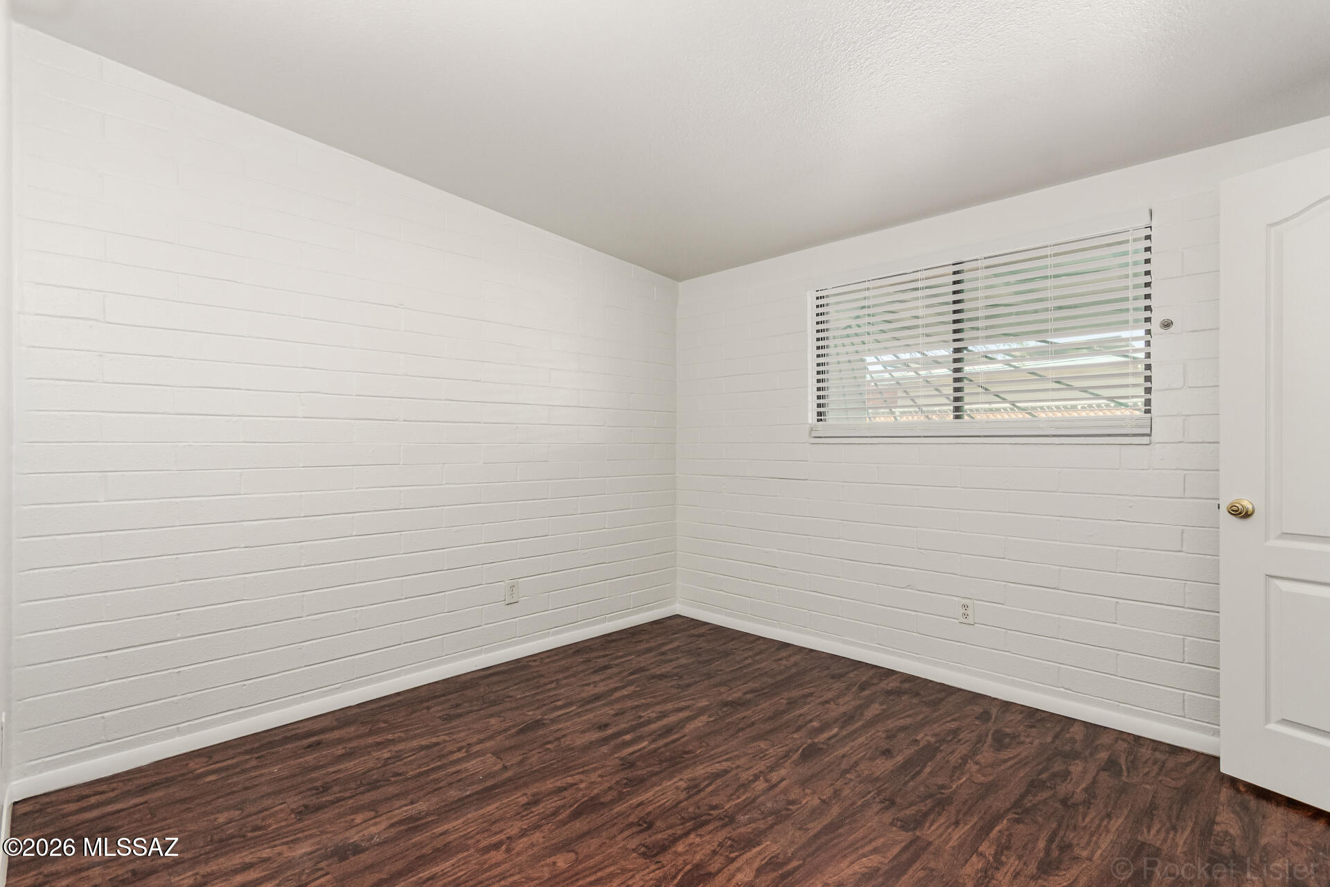 17 East Los Reales Road Tucson, AZ 85756 - Photo 18 of 27 wooden floor in an empty room