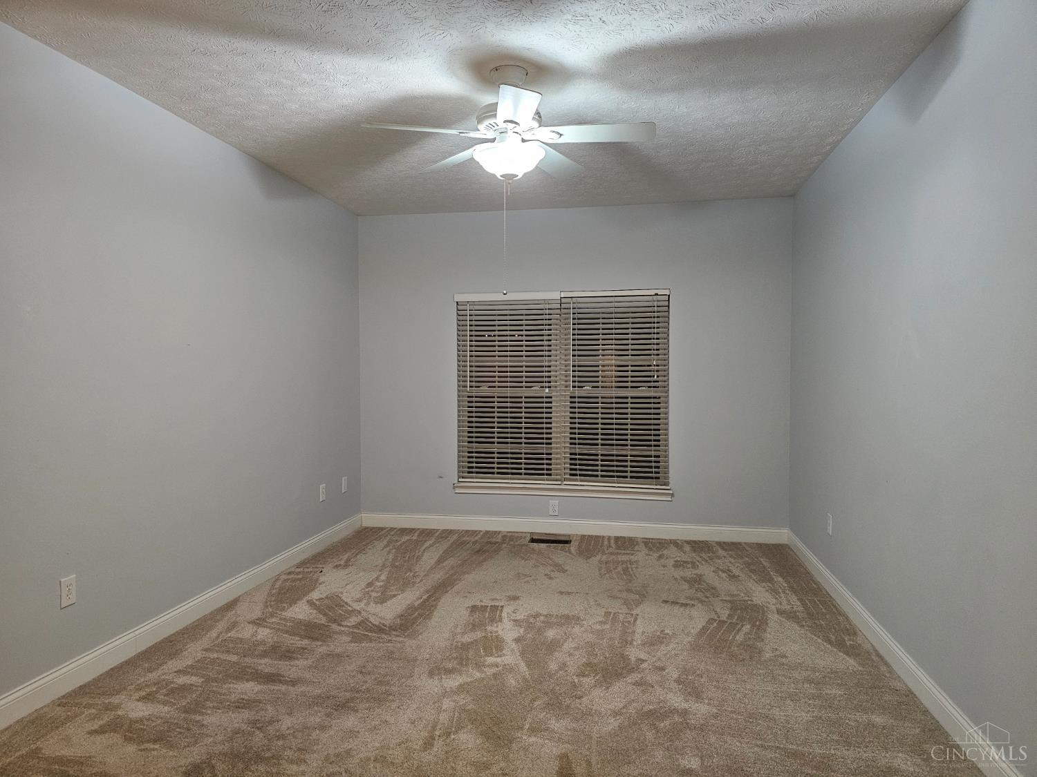 6705 Cheviot Road Cincinnati, OH 45247 - Photo 18 of 33