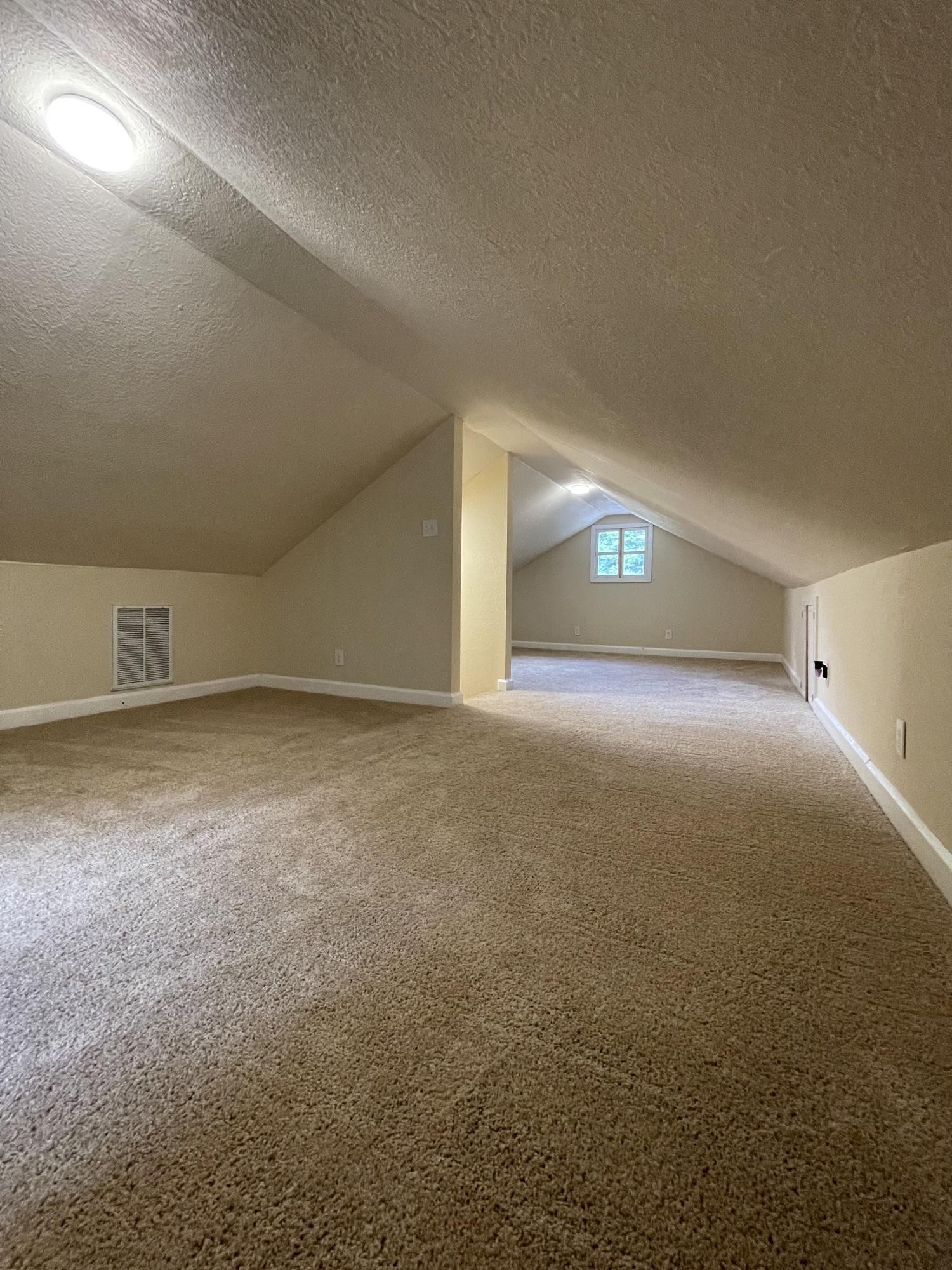 474 Pumpkin Hollow Road Heiskell, TN 37754 - Photo 16 of 22 a view of empty room