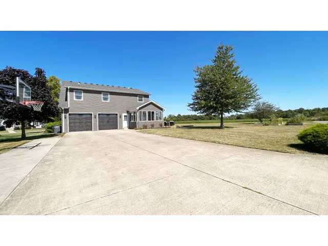 $470,000 | 737 Mulberry Lane, Tipton, IN 46072