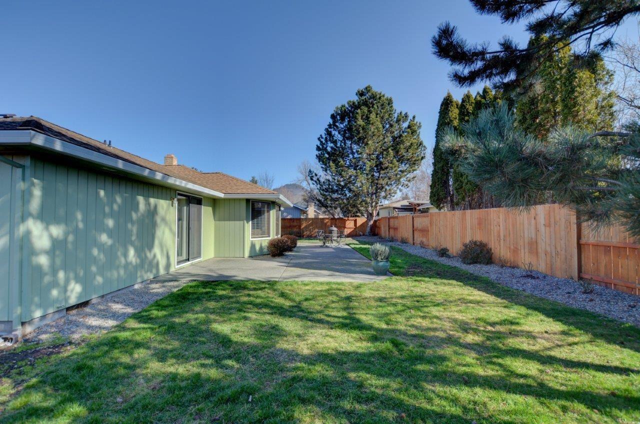 2502 Roberts Road Medford, OR 97504 - Photo 18 of 18 Additional Photo