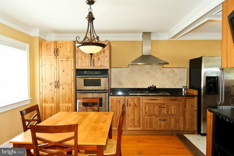 116 Rittenhouse Street Northeast Washington, DC 20011 - Photo 13 of 30 Kitchen