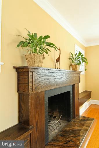 116 Rittenhouse Street Northeast Washington, DC 20011 - Photo 14 of 30 Living Room