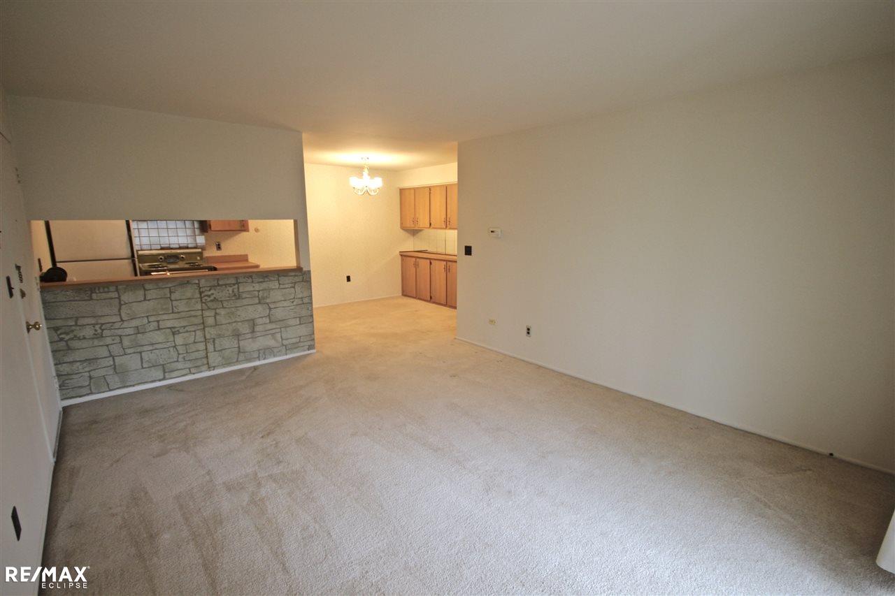 29173 Hayes Road, Unit B21 Warren, MI 48088 - Photo 3 of 23