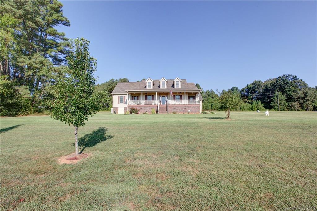 140 Red Yam Farm Road Dallas, NC 28034 - Photo 2 of 23 Gallery Image 2