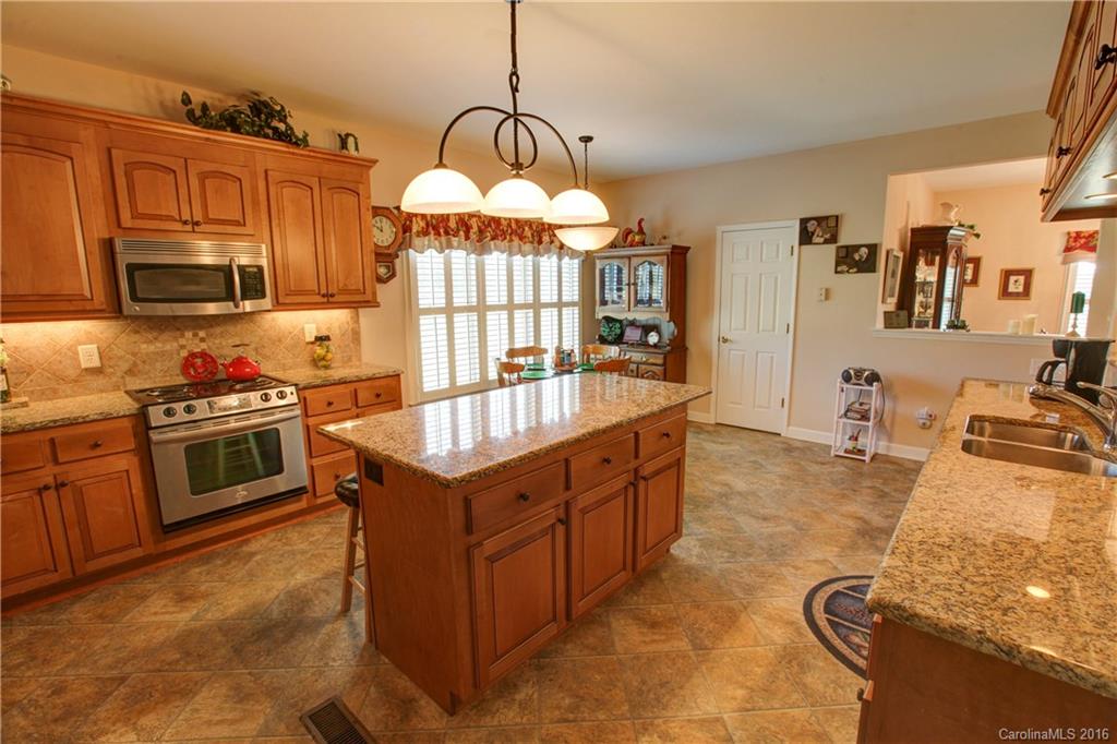 140 Red Yam Farm Road Dallas, NC 28034 - Photo 9 of 23 Gallery Image 9
