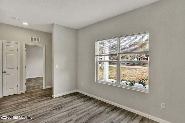 4313 Dalry Drive Jacksonville, FL 32246 - Photo 10 of 26 Stock Photo