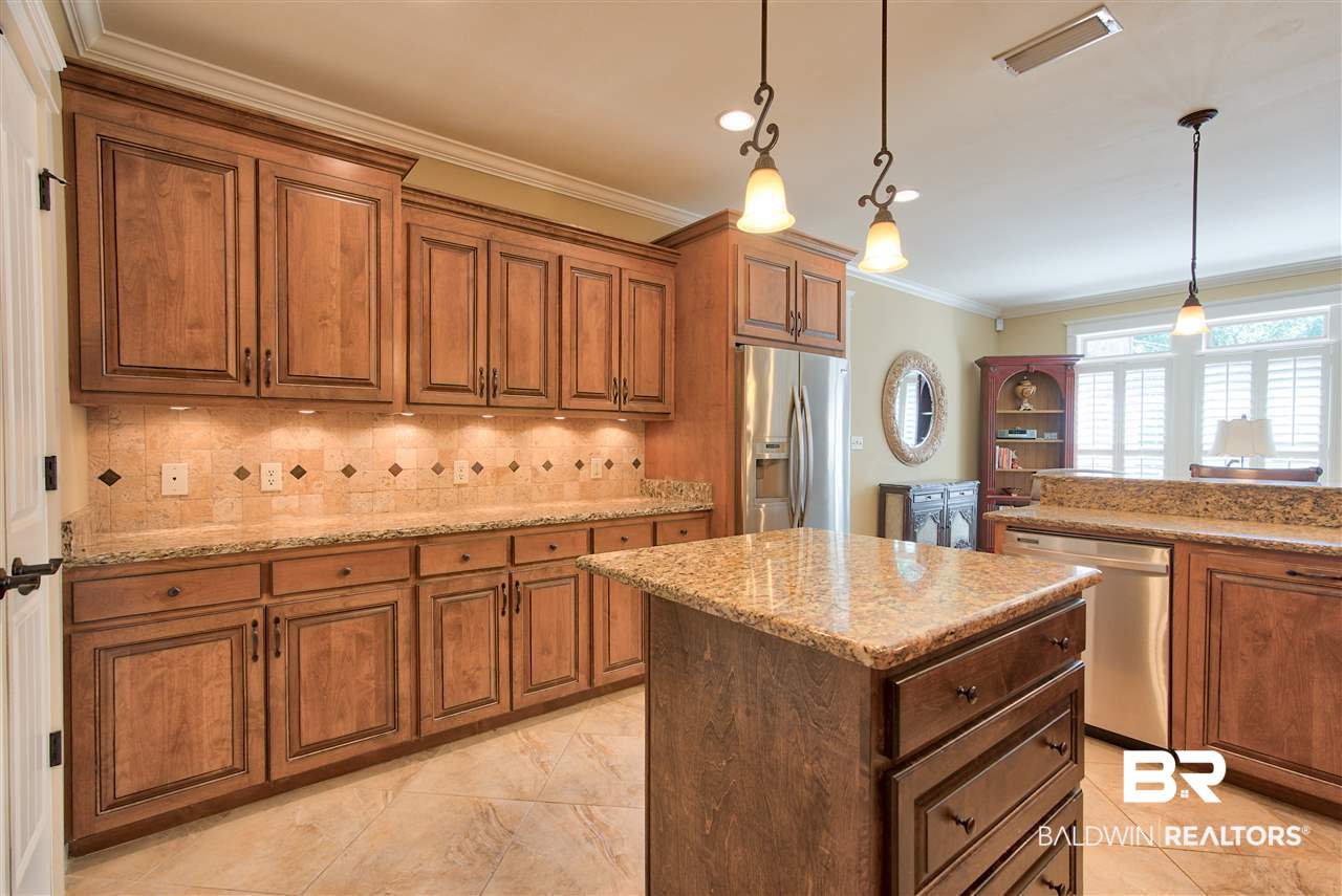 466 Dover Street Fairhope, AL 36532 - Photo 9 of 40