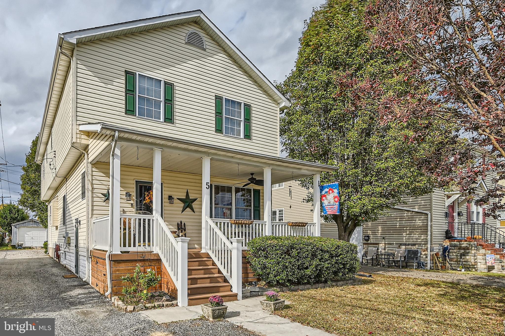 5 Oakwood Road Dundalk, MD 21222 - Photo 1 of 38 Gallery Image 1