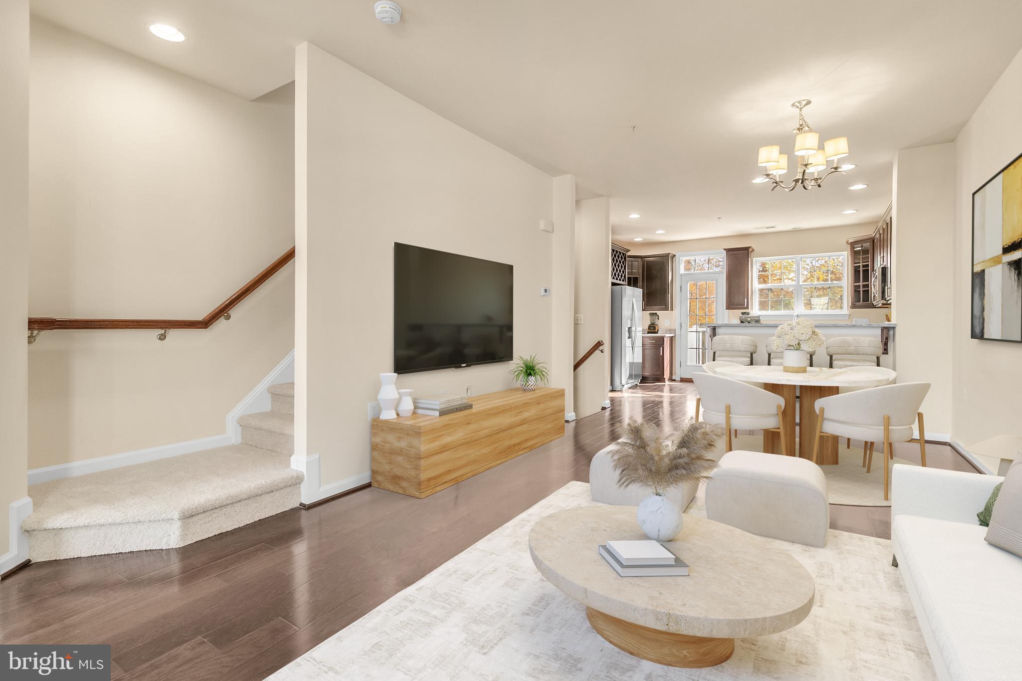 7394 Riding Meadow Way Manassas, VA 20111 - Photo 4 of 29