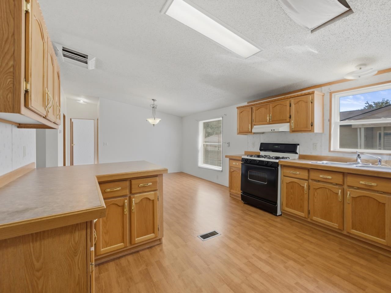 435 32 Road, Unit 456 Clifton, CO 81520 - Photo 6 of 30 Gallery Image 6