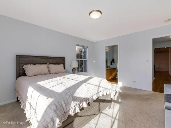 $449,000 | 121 Commons Court, Wheeling, IL 60090