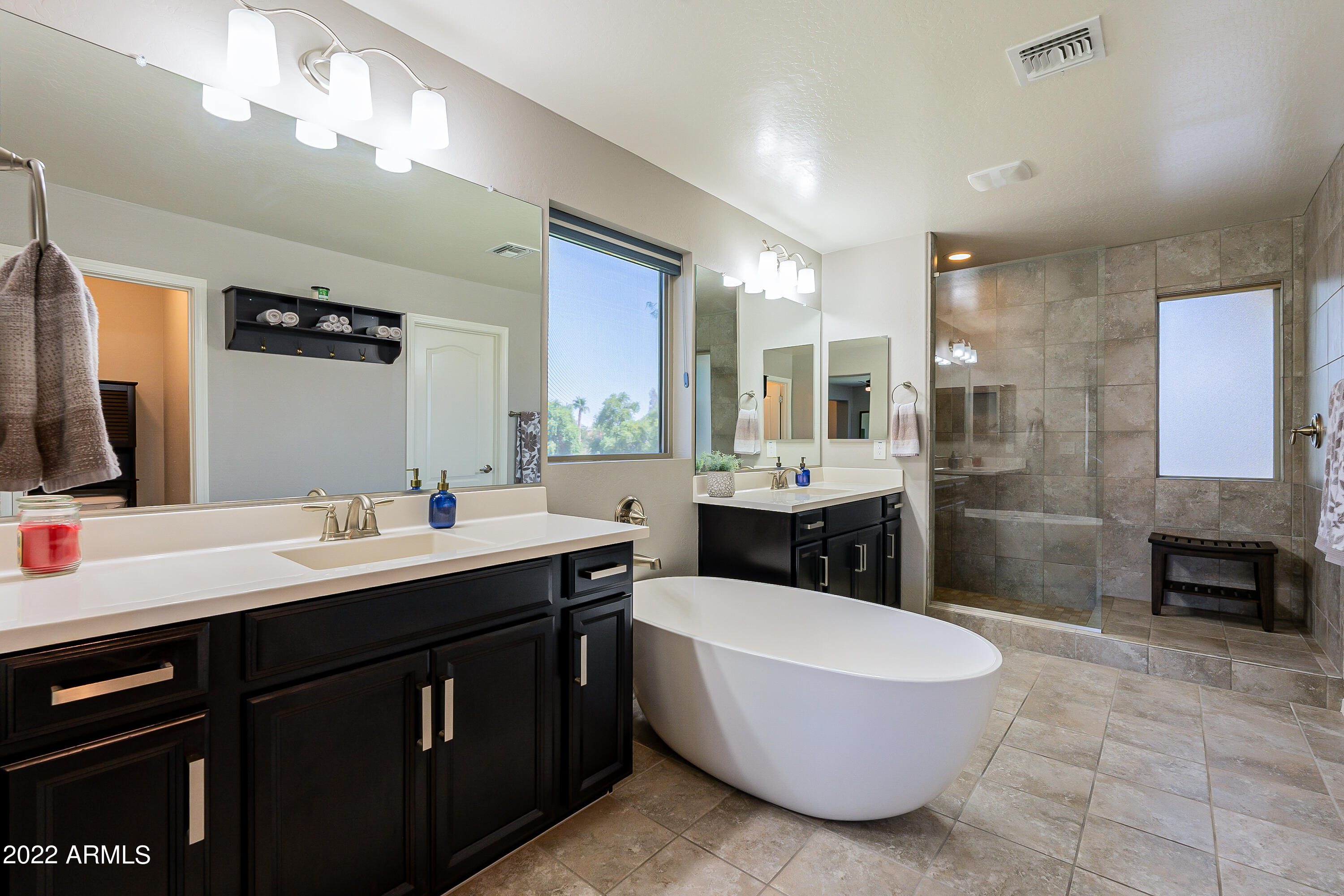 3414 West Hayduk Road Laveen, AZ 85339 - Photo 25 of 40 25-Master bathroom