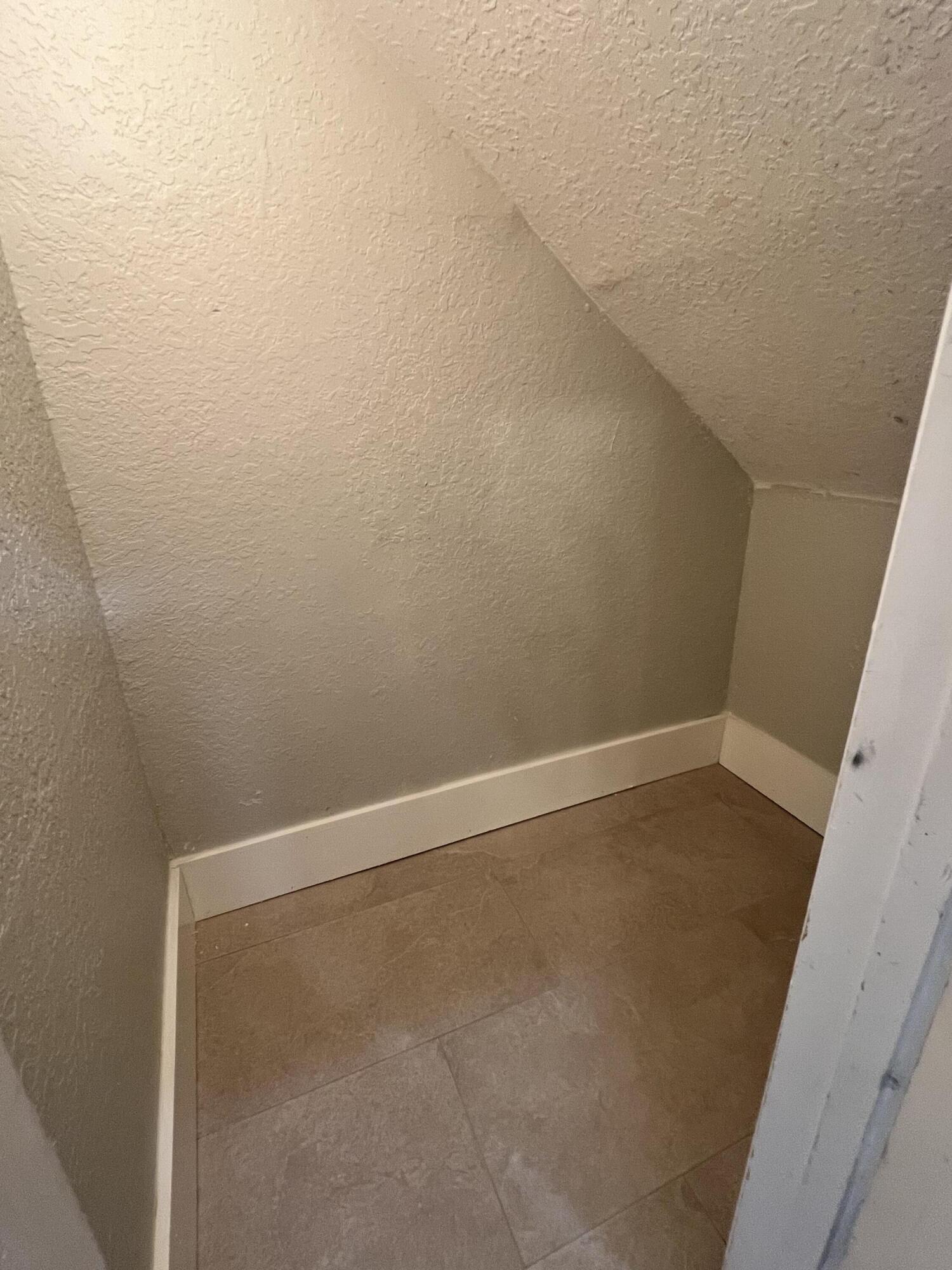 570 St Tropez Lane Margate, FL 33068 - Photo 13 of 33 1 (53)