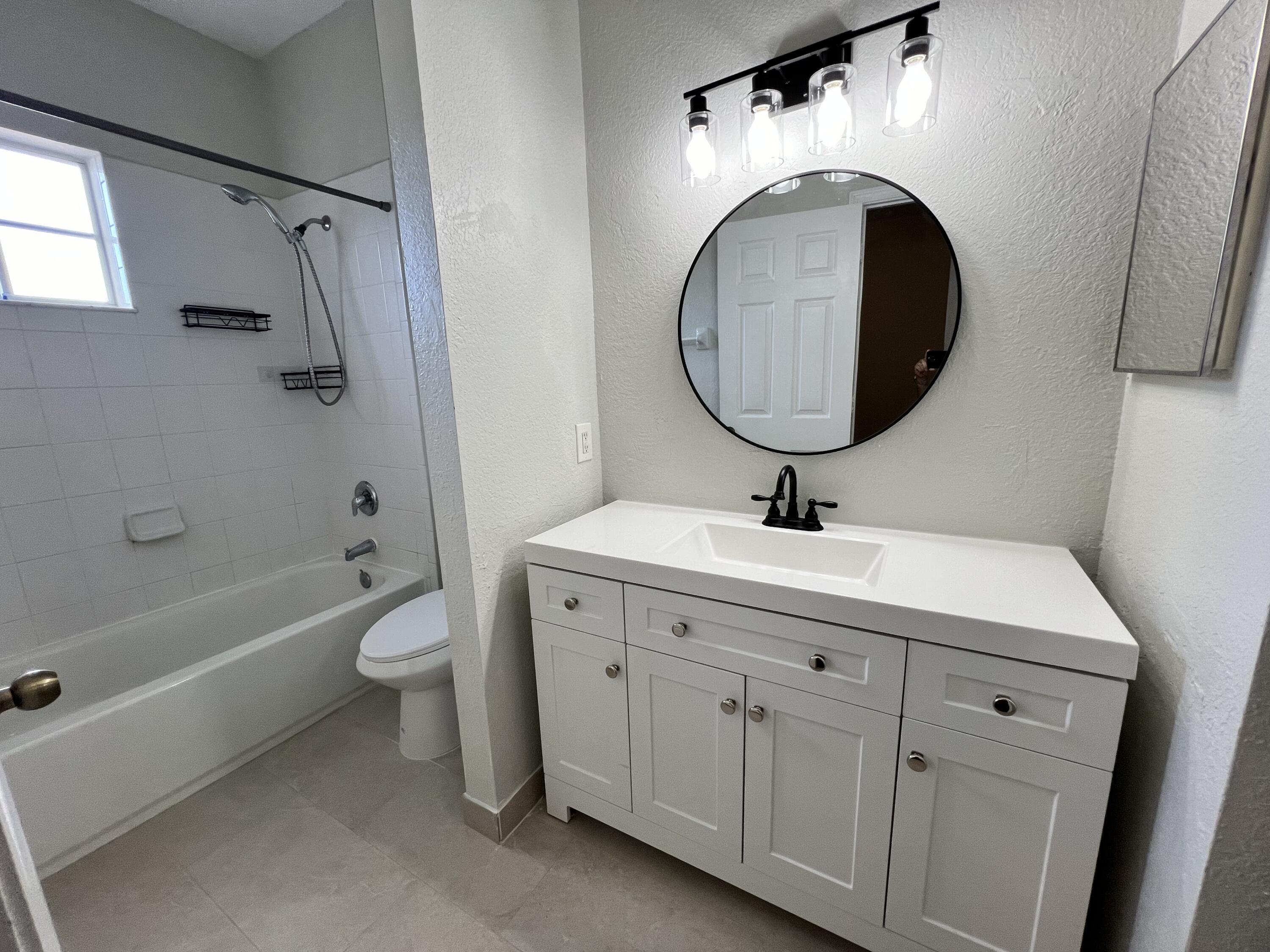 570 St Tropez Lane Margate, FL 33068 - Photo 25 of 33 1 (32)