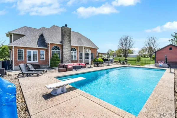 $929,000 | 3509 Rosewood Lane, Columbia, IL 62236
