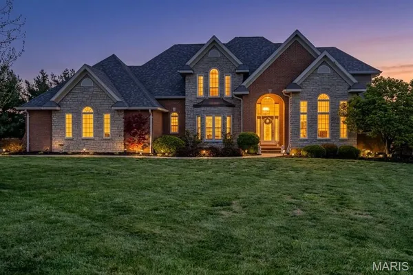 $929,000 | 3509 Rosewood Lane, Columbia, IL 62236
