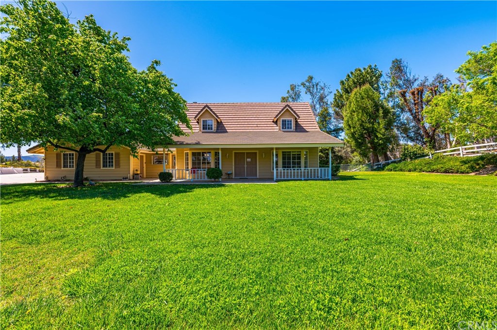 40735 La Colima Road Temecula, CA 92591 - Photo 1 of 1