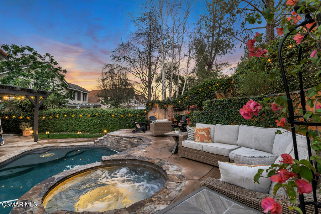 12208 Cherry Grove Street Moorpark, CA 93021 - Photo 72 of 85 12208 Cherry Grove St- HsHProd-1011