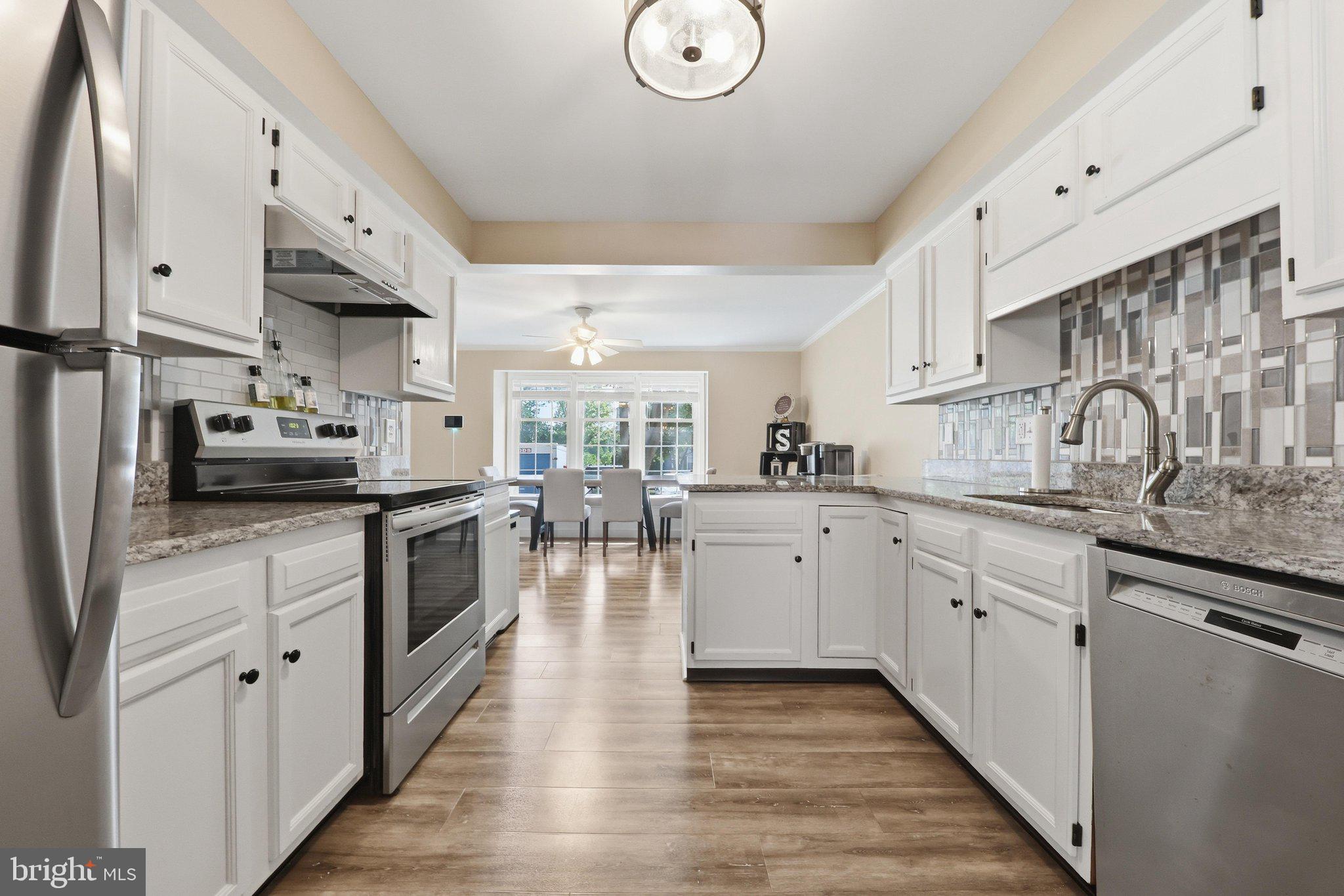 7998 Windsail Court Frederick, MD 21701 - Photo 6 of 38 Kitchen