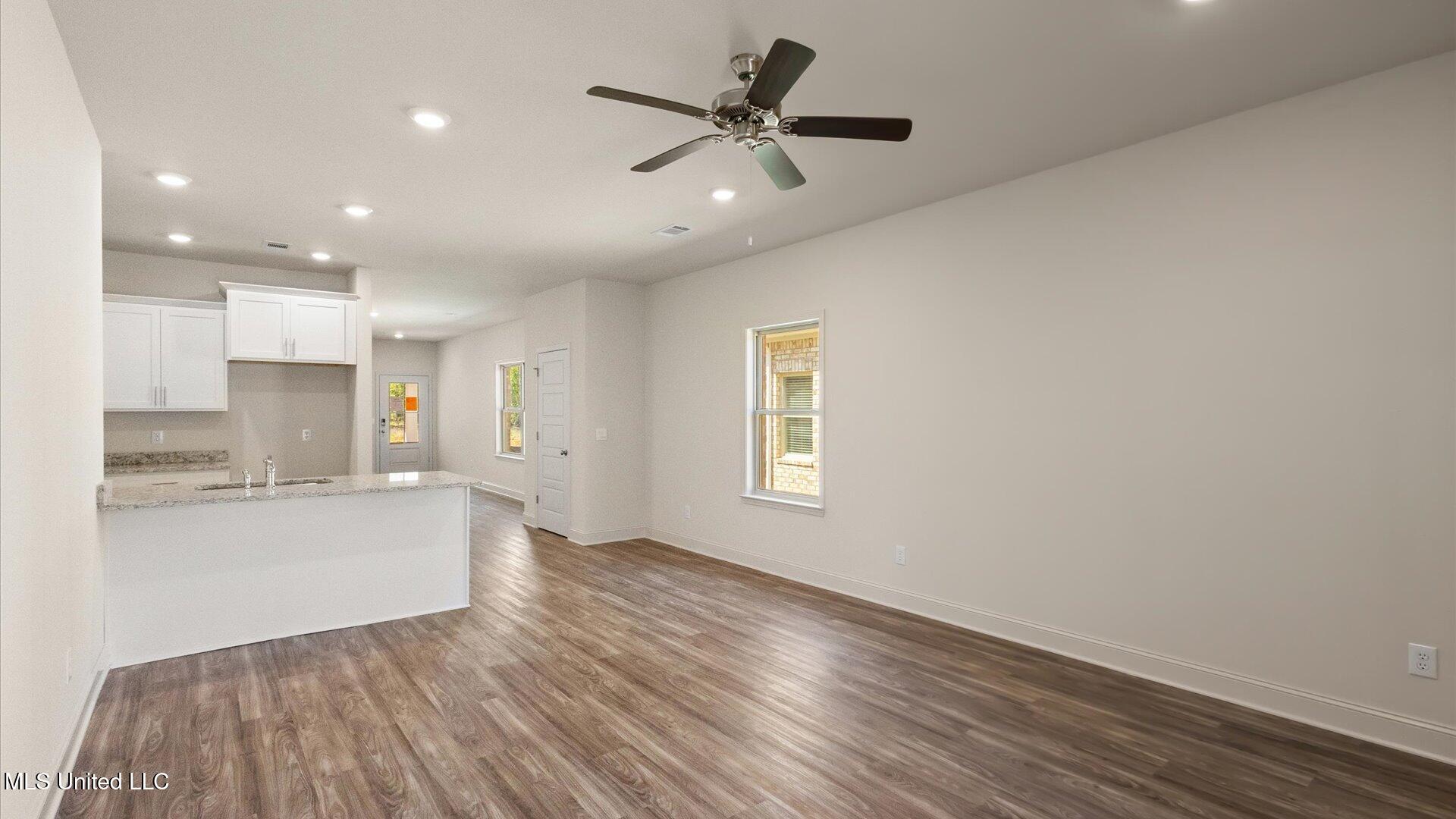 515 Vista Pointe Drive Pearl, MS 39208 - Photo 7 of 22 11-3HTP2772