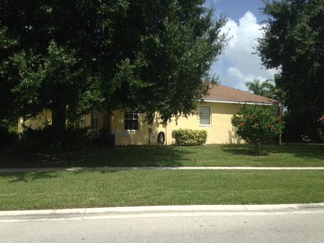 110 Nottingham Road Royal Palm Beach, FL 33411 - Photo 5 of 11 110 NOTTINGHAM (11)
