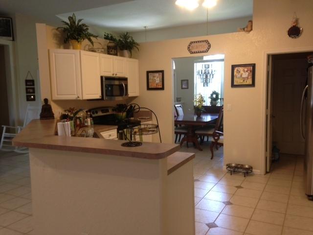 110 Nottingham Road Royal Palm Beach, FL 33411 - Photo 9 of 11 110 NOTTINGHAM (4)