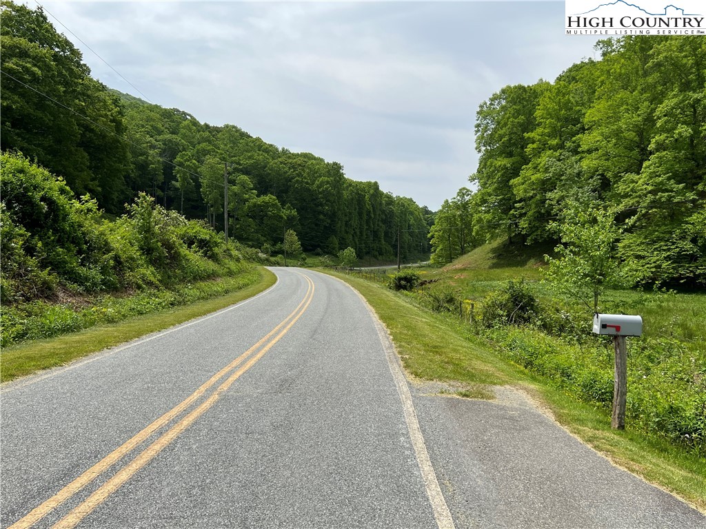 1267 Burkett Road Boone, NC 28607 - Photo 6 of 49 Gallery Image 6