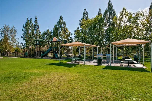 a view of a tennis court