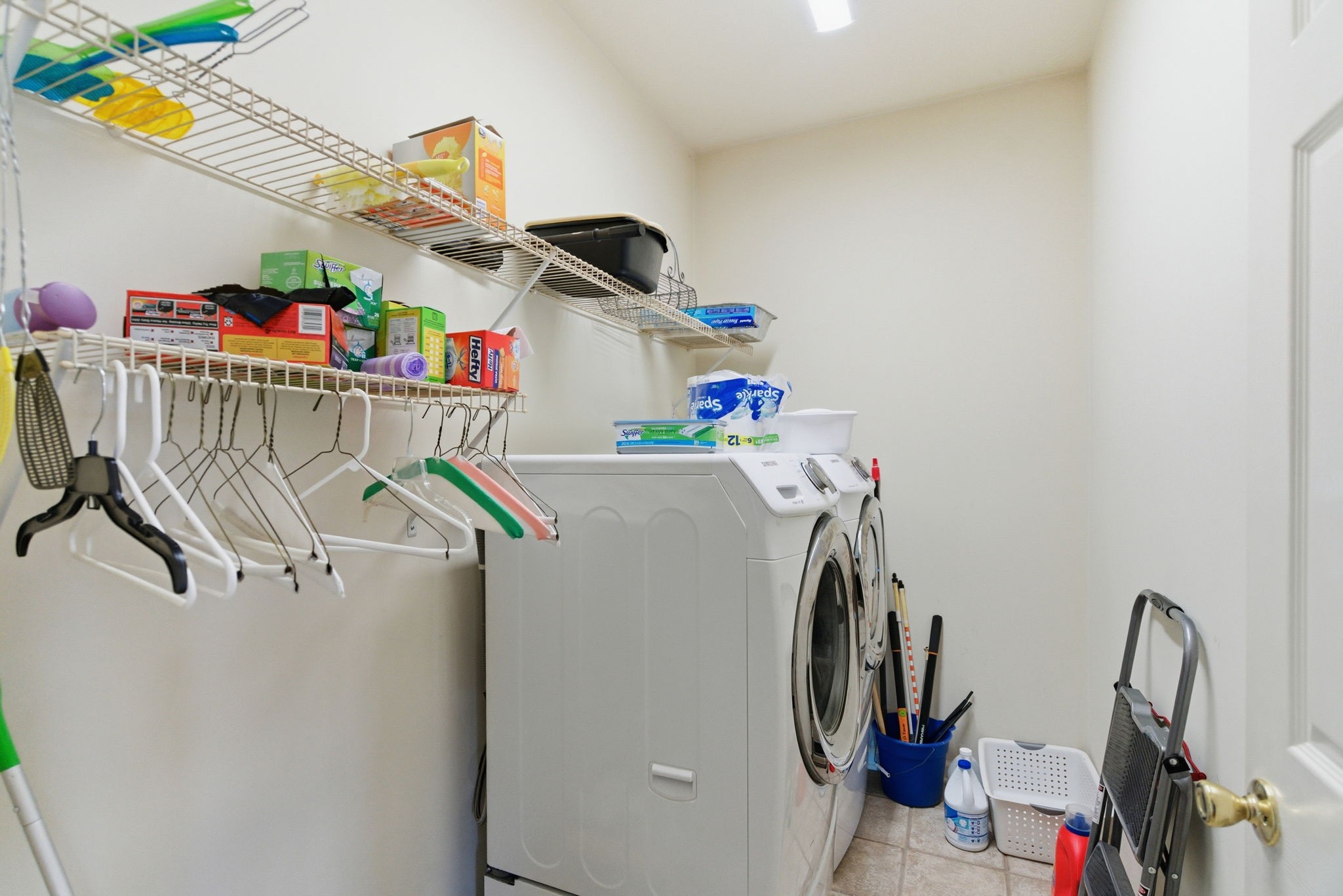 4357 Airport Road Springfield, TN 37172 - Photo 21 of 49 a utility room with dryer and washer