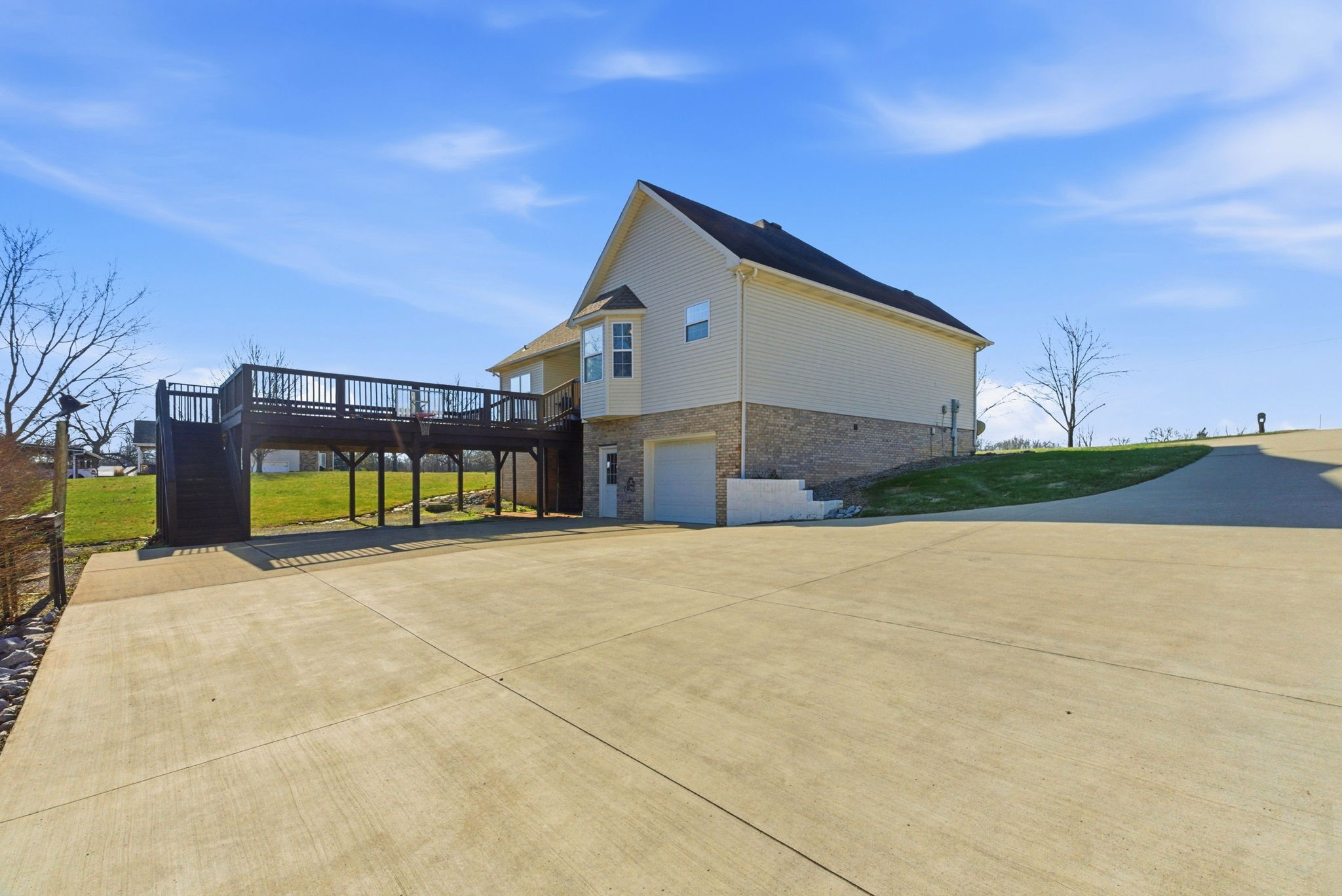 4357 Airport Road Springfield, TN 37172 - Photo 45 of 49 a view of an house with backyard and bushes