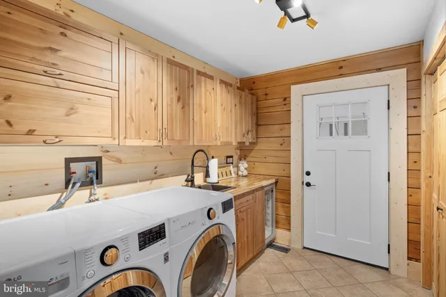 $935,000 | 12808 Faulconers Court, Spotsylvania, VA 22551