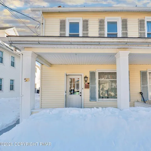$1,900 | 518 Pen Argyl Street, Pen Argyl, PA 18072