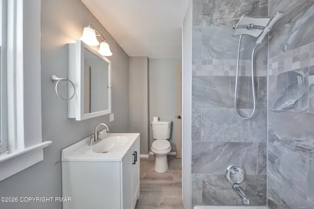 $1,900 | 518 Pen Argyl Street, Pen Argyl, PA 18072