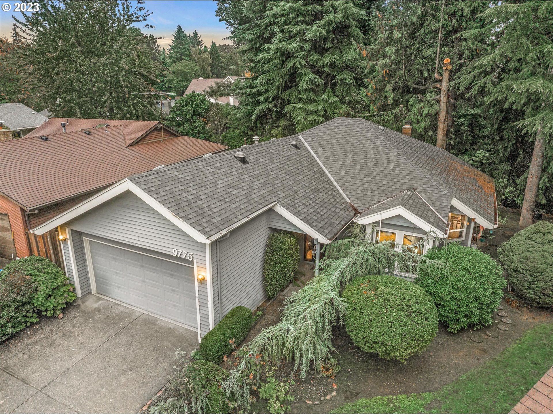 9775 Southwest Cook Court Tigard, OR 97224 - Photo 32 of 34 Gallery Image 32