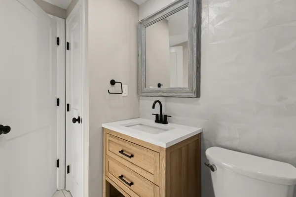$5,650 | 767 Walnut Street, Lynnfield, MA 01940