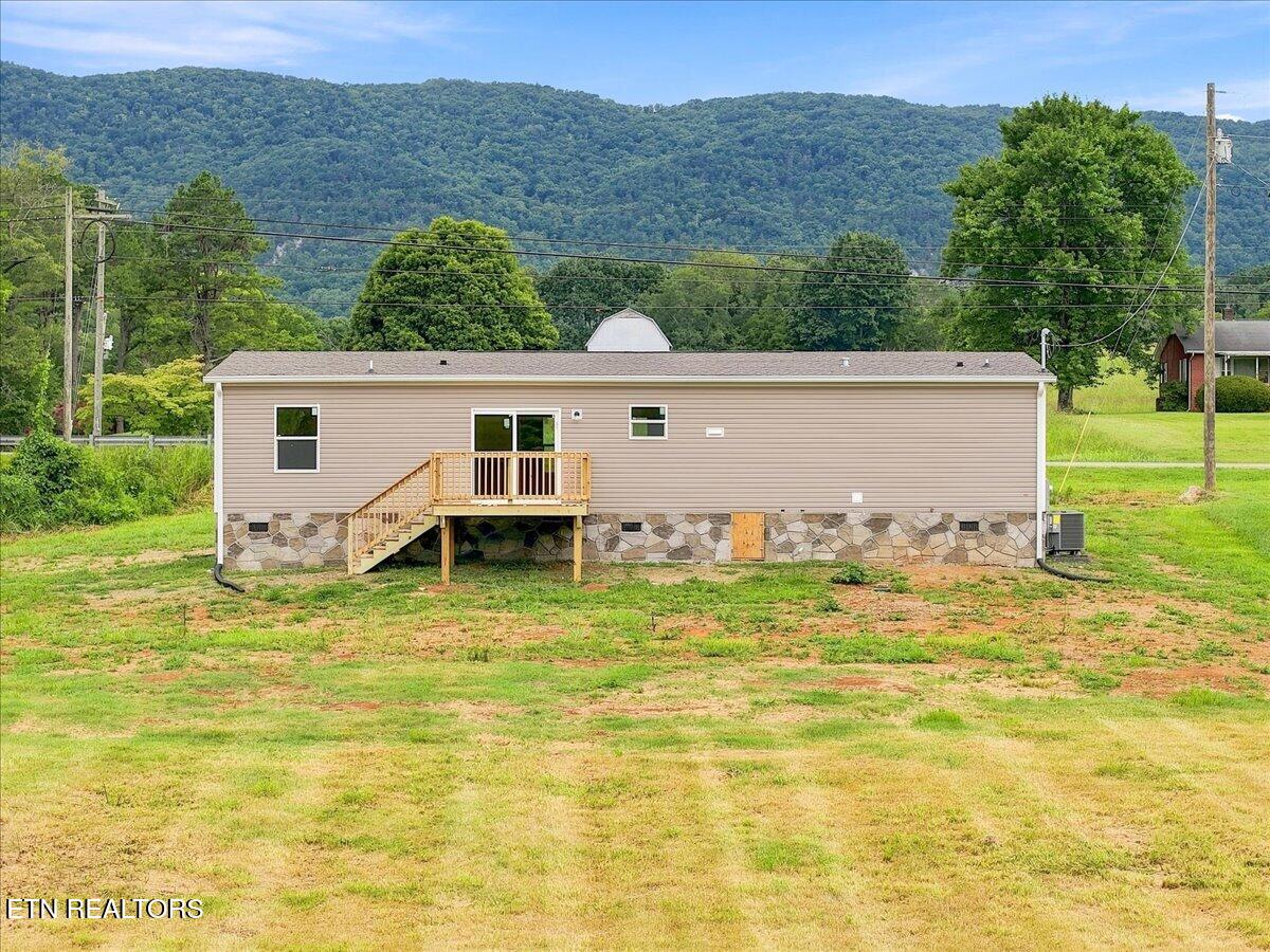 5320 Rutledge Pike Rutledge, TN 37861 - Photo 4 of 31 57-5320_Rutledge_Pike_Rutledge_002