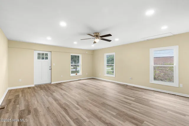 $309,000 | 406 Carole Drive, Jacksonville, NC 28540